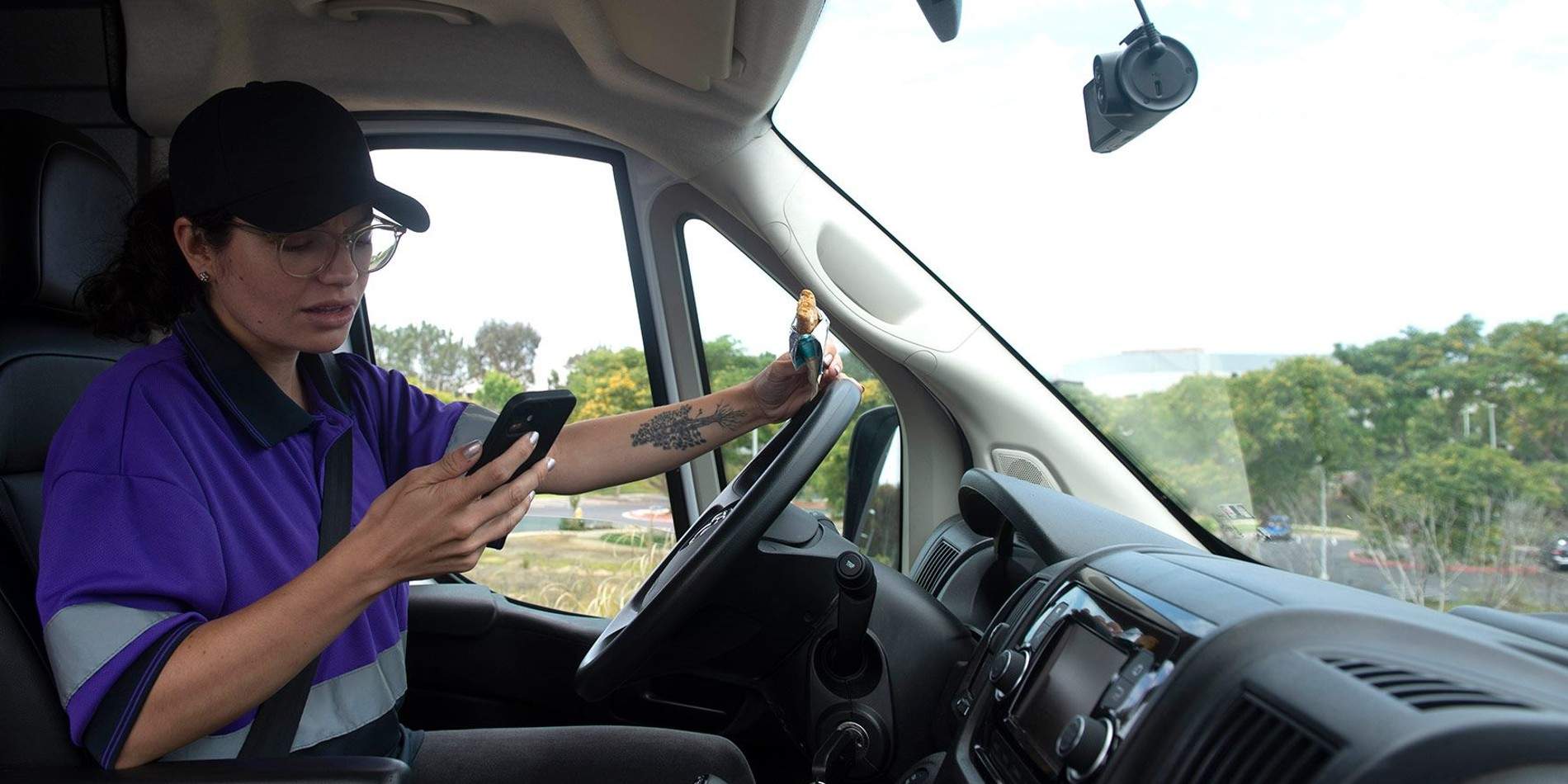Seguridad Vial para Flotas en apoyo al National Traffic Awareness Month